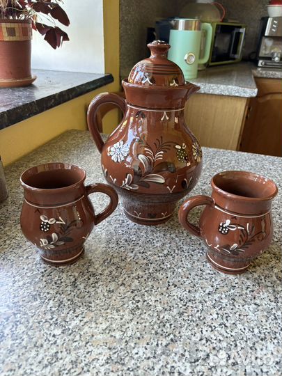 Глиняный кувшин с кружками СССР