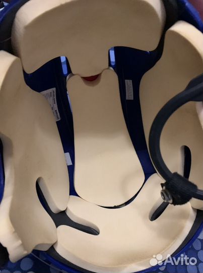 Хоккейный шлем