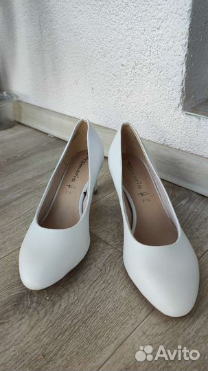 Туфли белые свадебные Tamaris