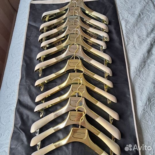 Вешалки плечики Marina Rinaldi и др золотые 12 шт