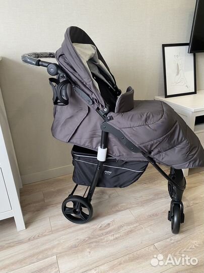Прогулочная коляска новая MOWbaby