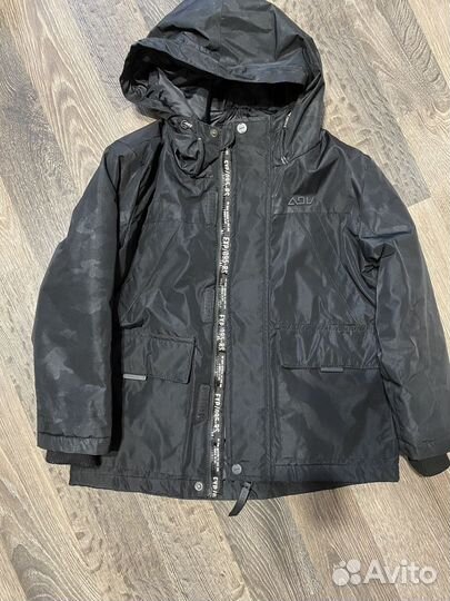 Куртка детская размер 128 reserved
