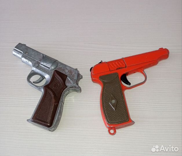 Детская игрушка пистолет, СССР металл