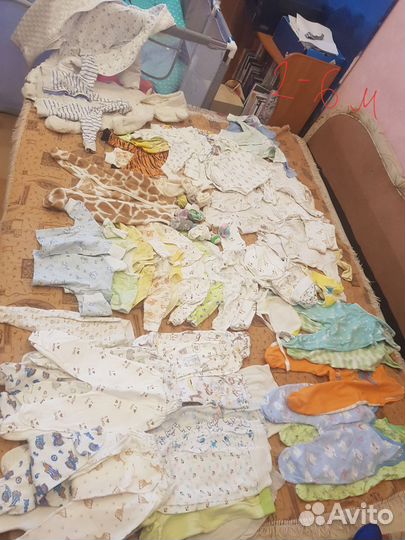 Большой пакет одежды на ребенка 2-6 месяцев