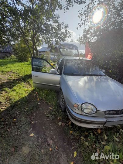 Toyota Corolla 1.3 МТ, 2000, 381 160 км
