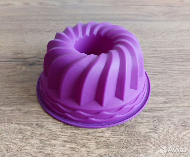 Форма силиконовая для выпечки 24см