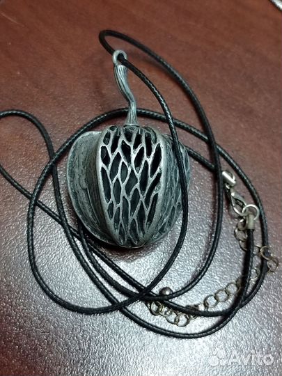 Цепочки, бусы, подвески. Бижутерия