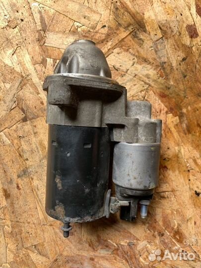 Стартер Audi A4 B7 2.0 BWE