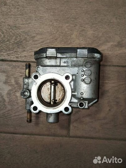 Дроссельная заслонка Opel Astra H 2004 1928498092