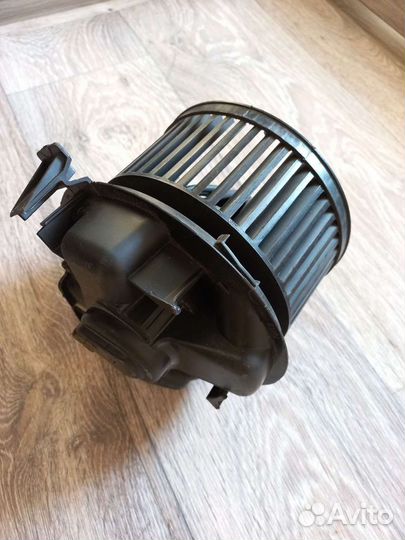 Вентилятор отопителя Hyundai Solaris