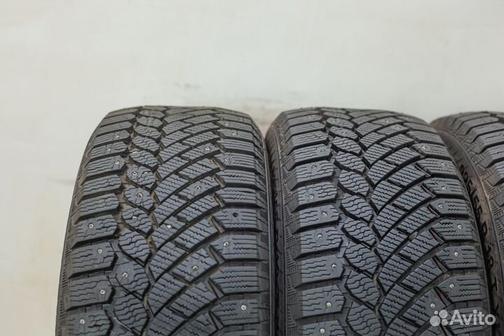 Gislaved Nord Frost 200 225/55 R18 102T