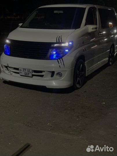 Nissan elgrand 51 бампер