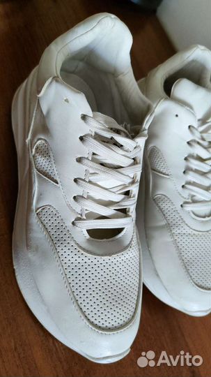 Кроссовки женские 39 размер бу
