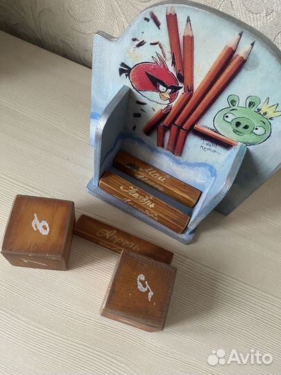 Вечный календарь дерево