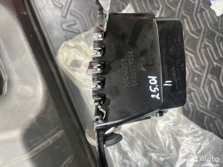 Центральный дефлектор лада веста