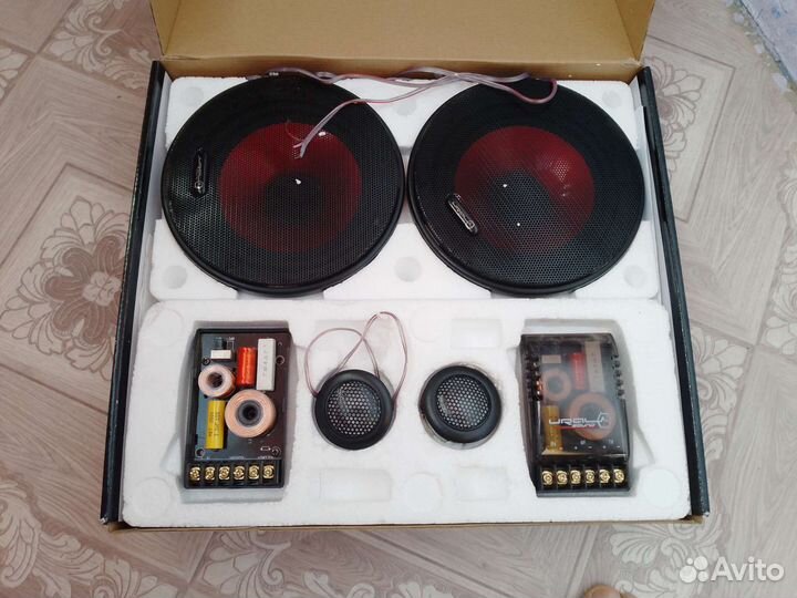 Колонки в авто 16см