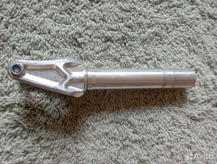 Вилка для трюкового самоката комета