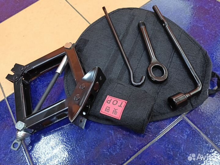 Домкрат Hyundai/Kia