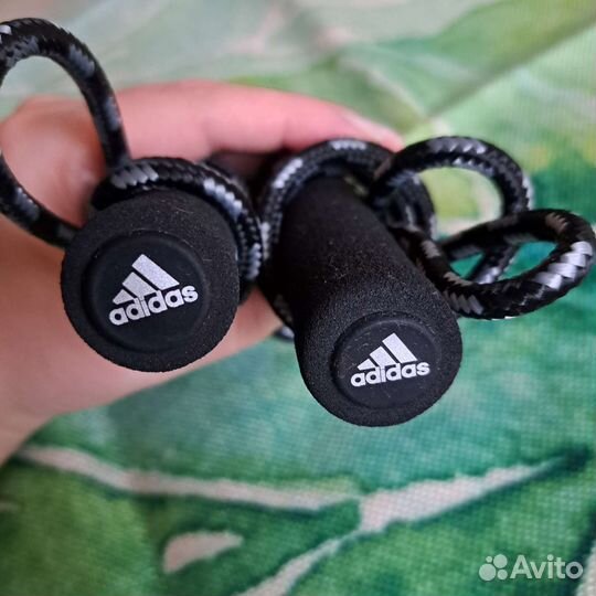 Новая Adidas Скакалка E44694