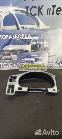 Накладка панели приборов Nissan Primera P11