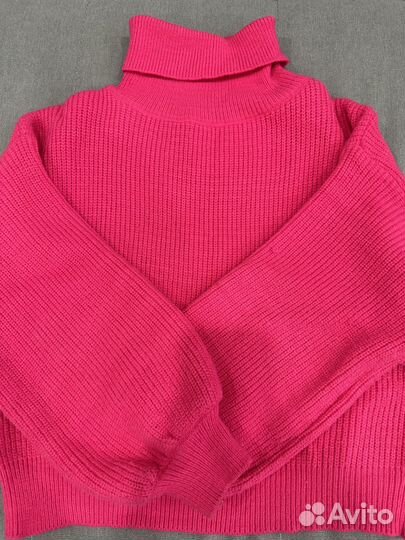 Свитер женский