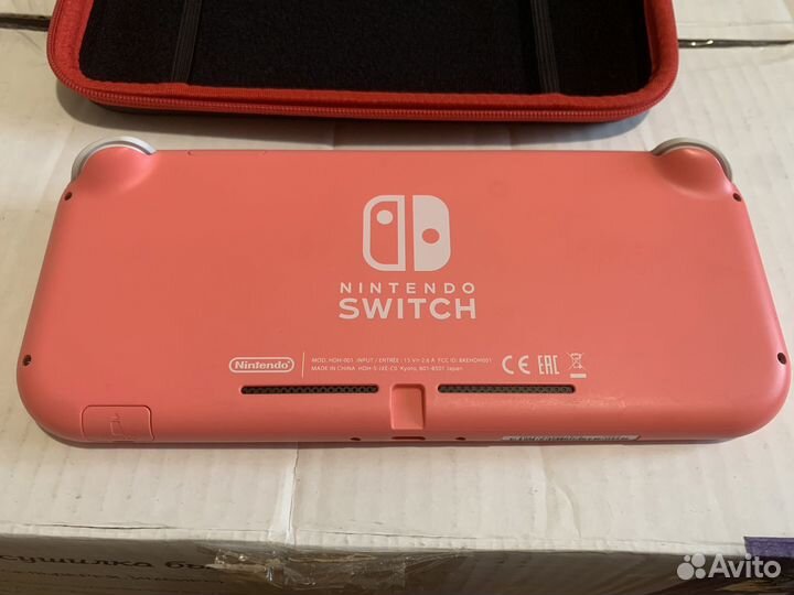 Портативная игровая приставка Nintendo Switch Lite