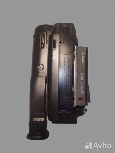 Видеокамера sony Handycam Video8 CCD-TR385E PAL