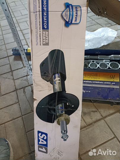 Амортизатор duster задний правый