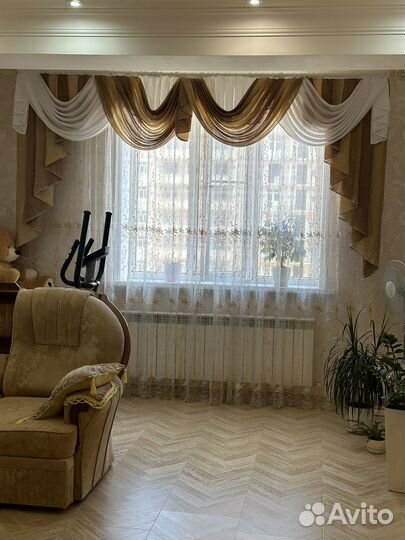 Шторы с ламбрекеном, тюль б/у