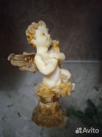 Статуэтка ангел