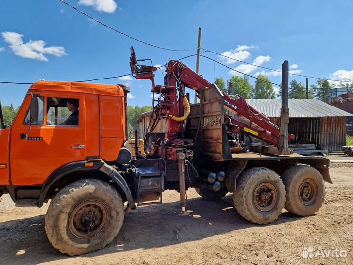 КамАЗ 44108 с КМУ, 2011