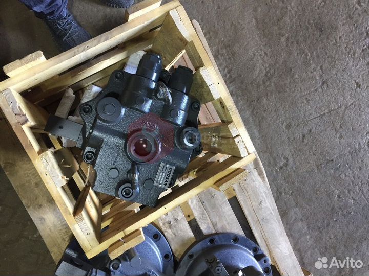 Гидромотор редуктора поворота LiuGong CLG925D