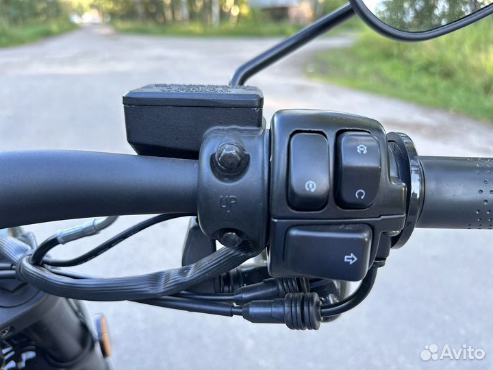 Мотоцикл Regulmoto V-BoB