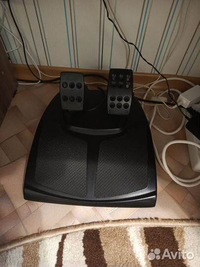 Руль logitech momo racing