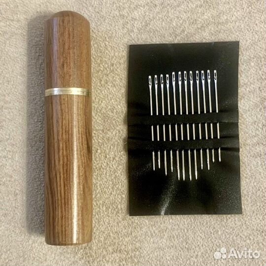 Иголки для шитья с разрезным ушком в футляре