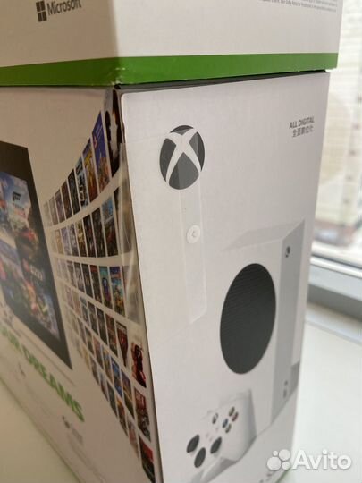 Игровая консоль Xbox series s новый