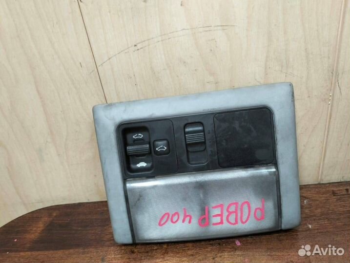 Плафон салона Rover 400 (ящик01)