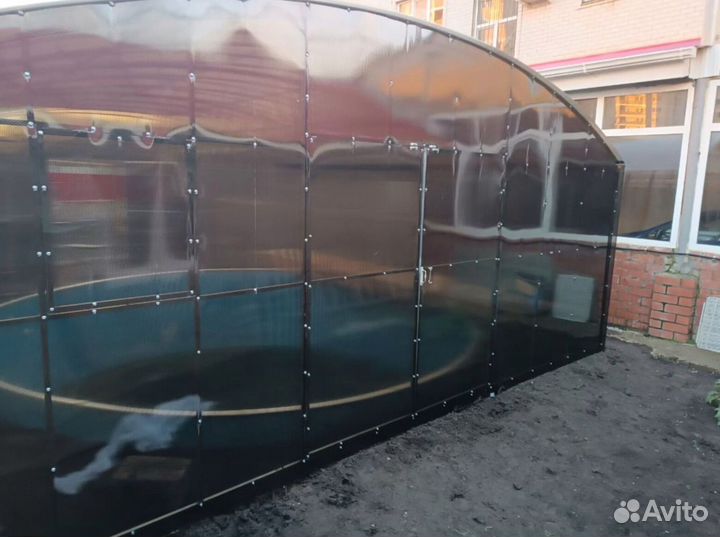 Дачная теплица