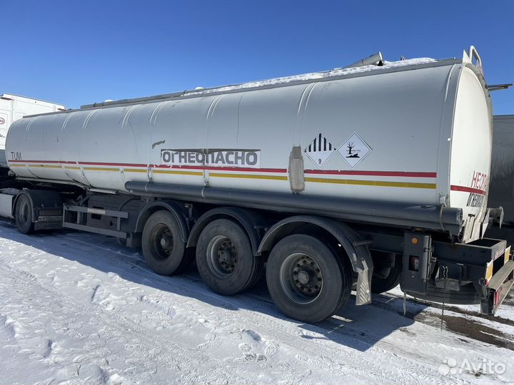 Полуприцеп бензовоз Bolgan L4047EUR, 1999