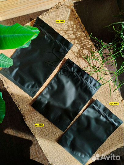 Пакет дой пак металлизированный черный матовый