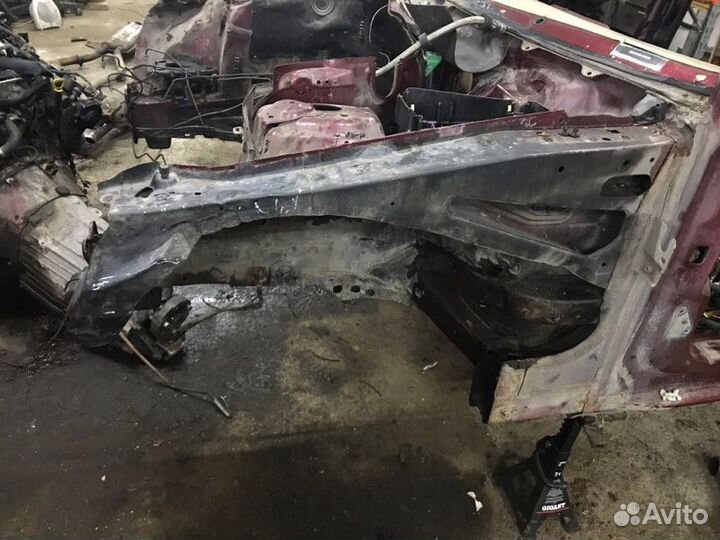 Лонжерон четверть передний левый Mercedes-Benz Cls