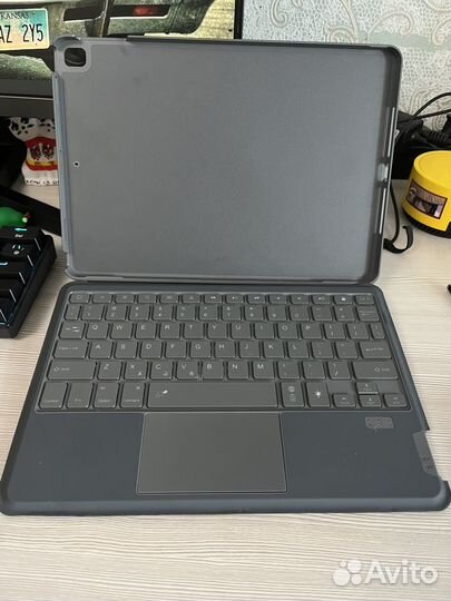 Клавиатура для iPad 10.2/10.5