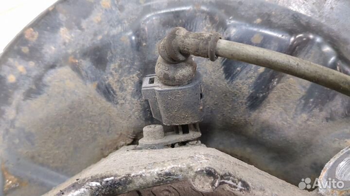 Ступица (кулак, цапфа) правая задняя Volkswagen Golf 7