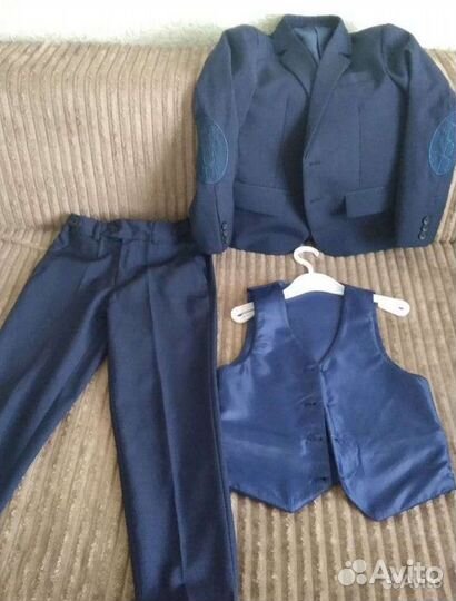 Школьный костюм для мальчика синий 128
