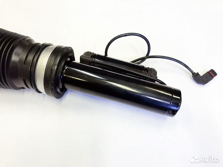 Передняя правая пневмостойка W220 Airmatic S500