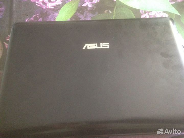 Ноутбук asus Eee PC1215P