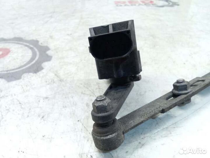 Датчик высоты дорожного просвета задний