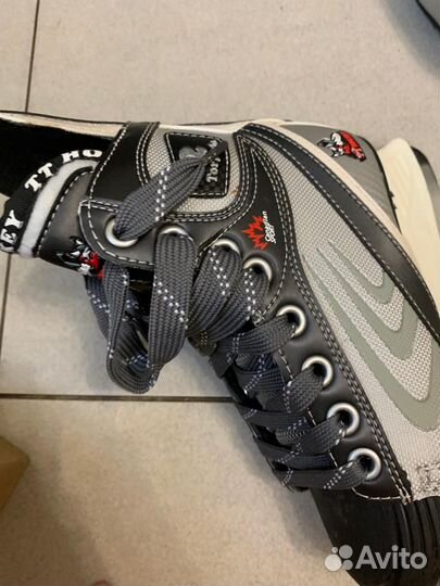 Продам детские коньки