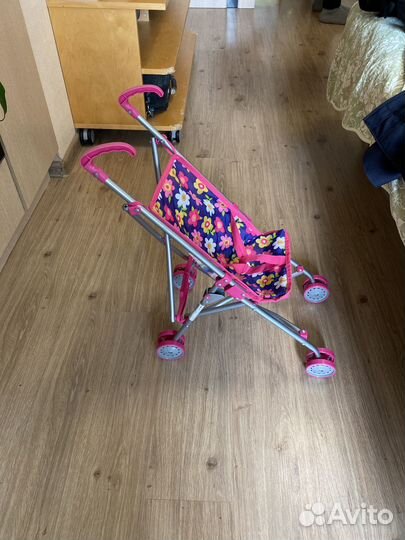Коляска кукольная