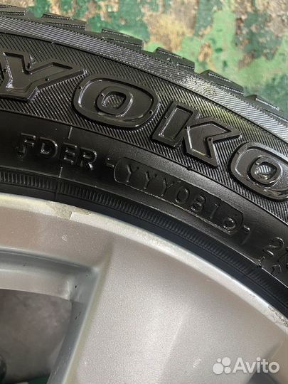 Комплект колес 215/60/17 оригинал Toyota